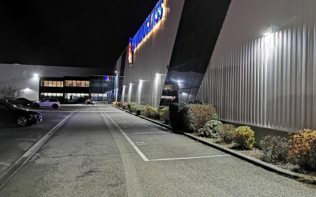 Nouvel éclairage de façade pour la société Sprimoglass