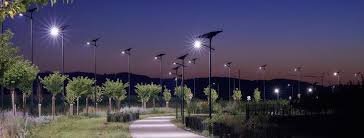 Eclairage public routier solaire photovoltaïque avec projecteur LED 25W  batterie GEL lumière blanc neutre